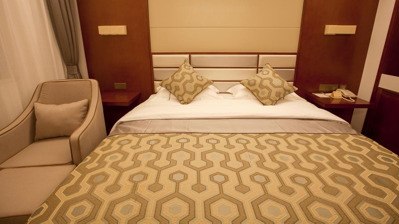 Chengjiang Manor Hotel Extérieur photo